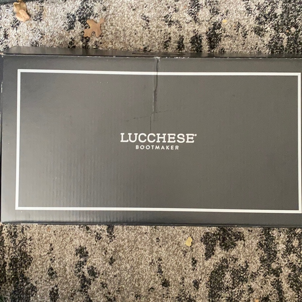 NIB NEVER WORN Lucchese Priscilla Cream Boots 8